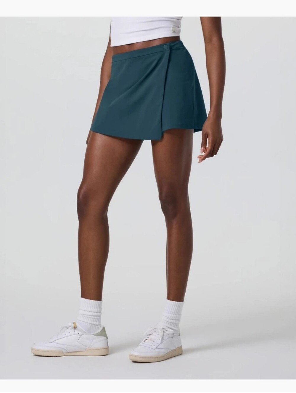 Vuori Miles Sport Wrap Skort Moss Size Medium